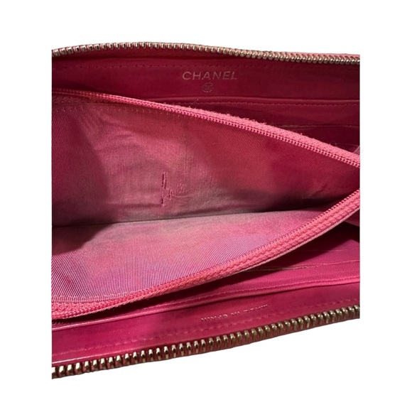 CHANEL Calfskin Matelasse CoCo Zip Around Wallet W/ COA - Picture 12 of 16